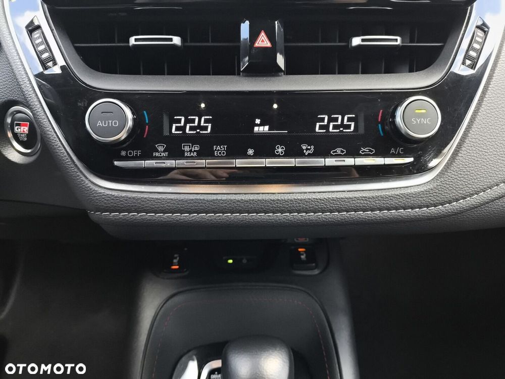 Toyota Corolla - 23