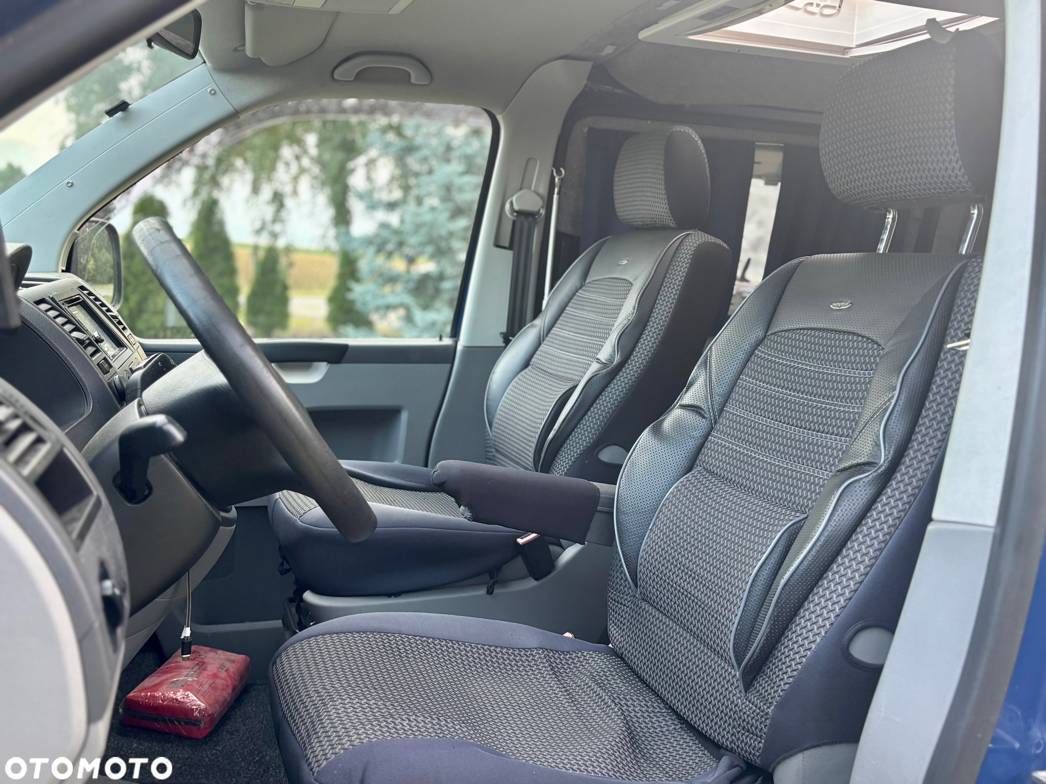 Volkswagen Transporter T5 City - 8