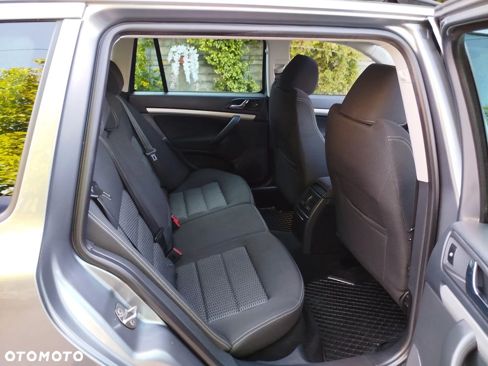 Skoda Octavia 1.6 TDI DPF FAMILY - 20