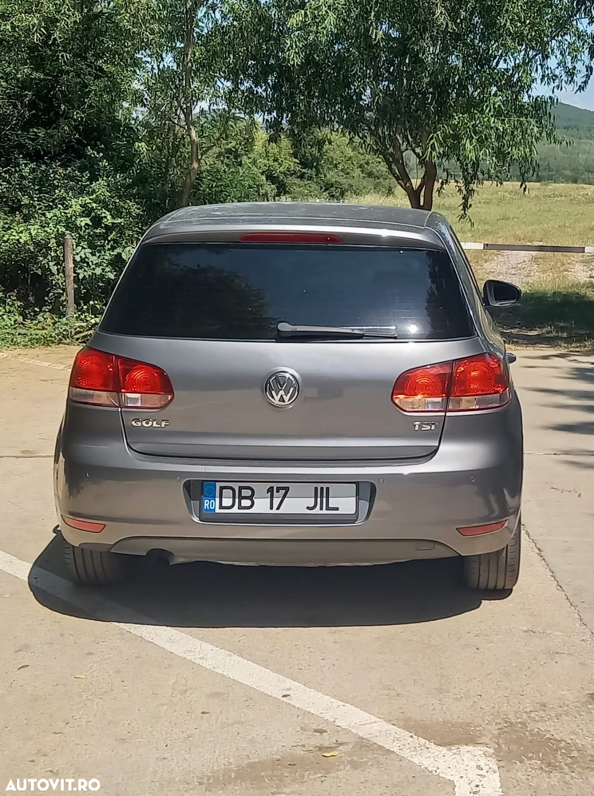 Volkswagen Golf 1.2 TSI BlueMotion Technology DSG Comfortline - 3