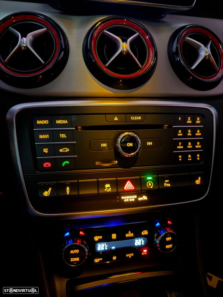 Mercedes-Benz GLA 45 AMG 4Matic Speedshift 7G-DCT - 13