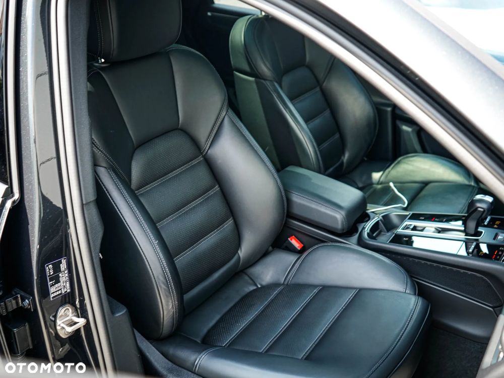 Porsche Macan Standard - 33