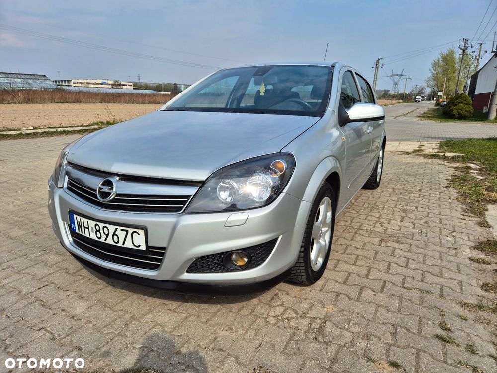 Opel Astra 1.6 Cosmo - 1