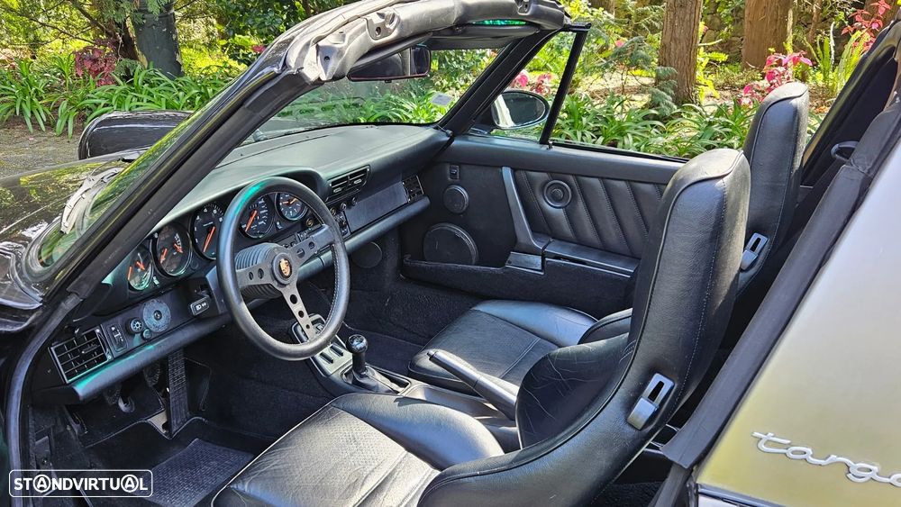 Porsche 911 (964) Targa 3.6 Carrera 4 - 15