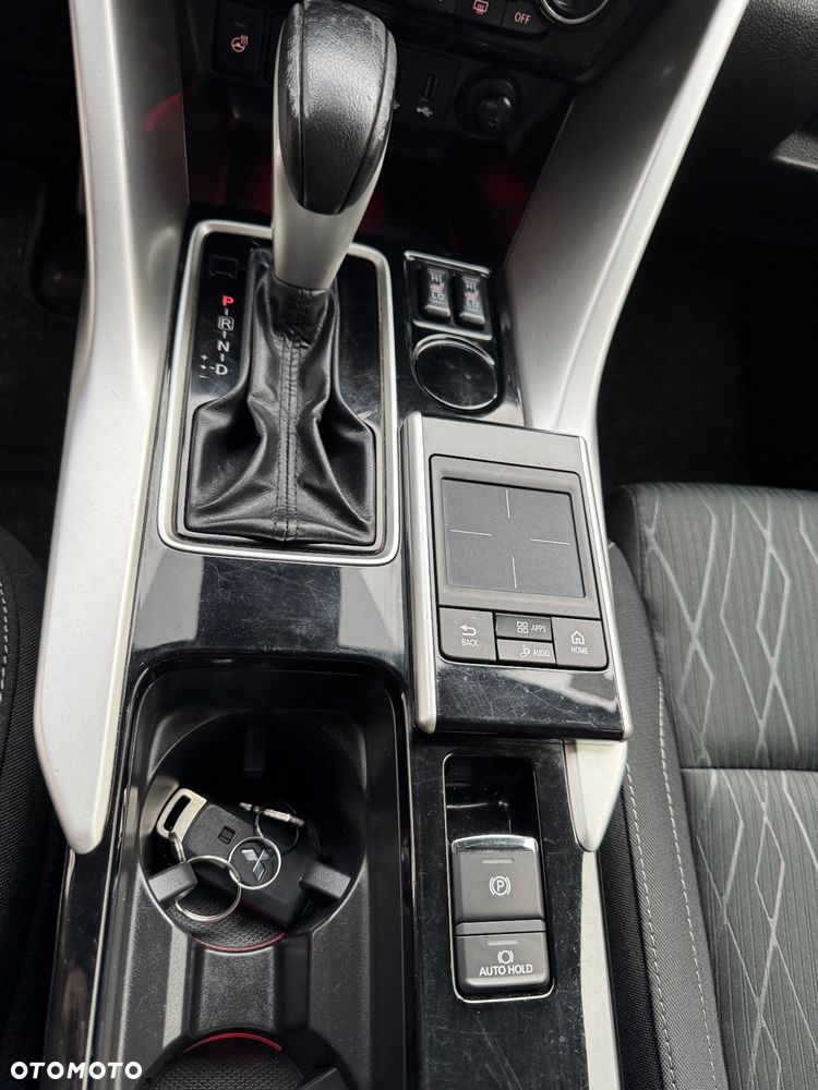 Mitsubishi Eclipse Cross 1.5 T-MIVEC ClearTec CVT 2WD Diamant Edition Plus - 32