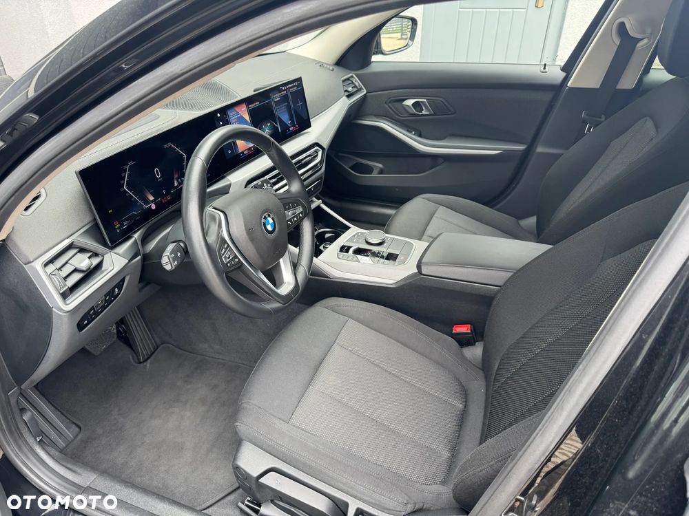 BMW Seria 3 318i Business Edition - 18