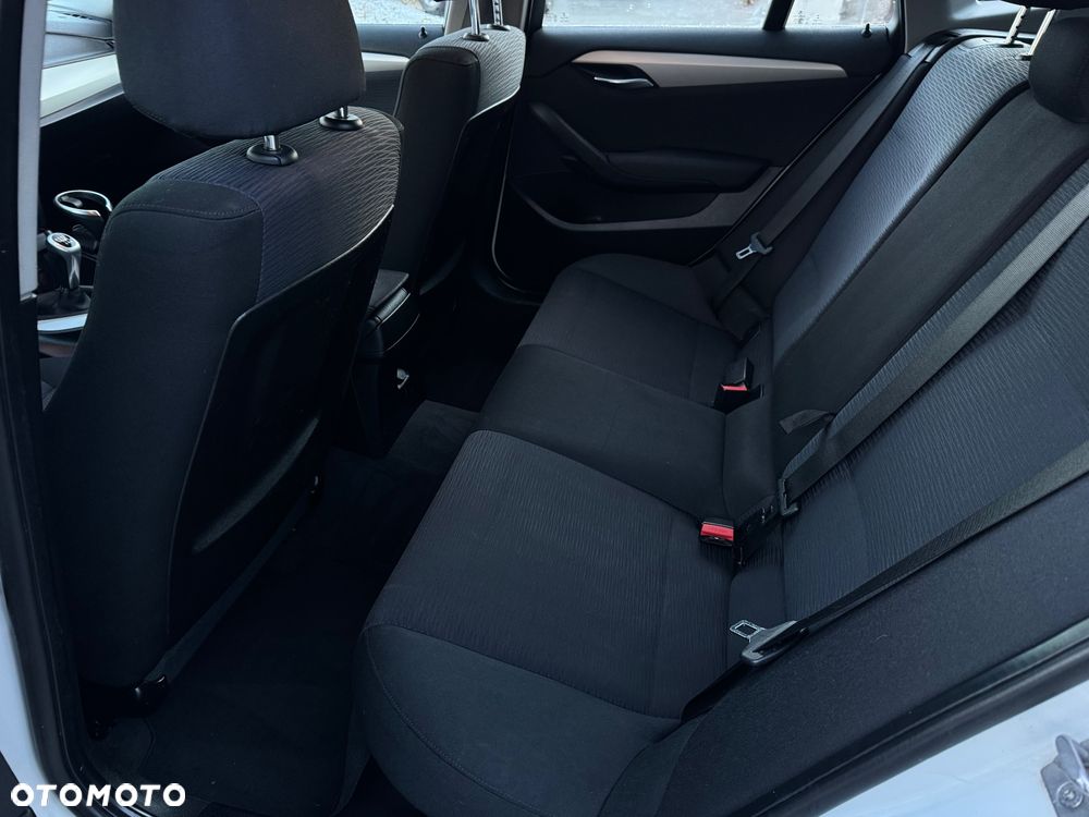 BMW X1 sDrive20d EfficientDynamics - 32