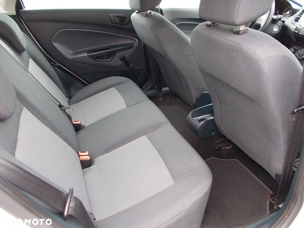 Ford Fiesta 1.25 Celebration - 15