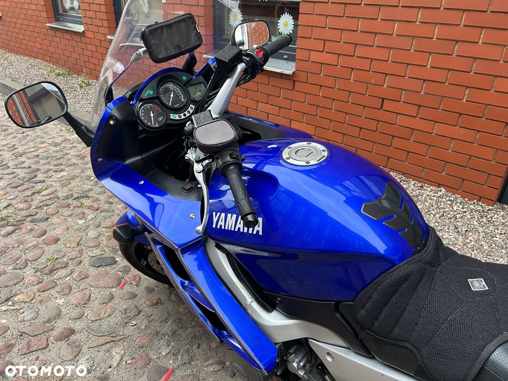Yamaha FJR - 38