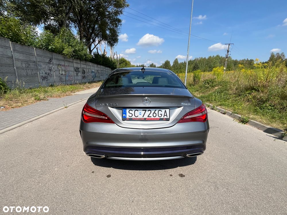 Mercedes-Benz CLA 250 4-Matic AMG Line - 15