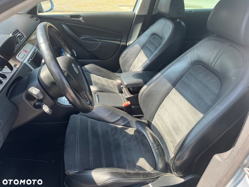 Volkswagen Passat 2.0 TDI DSG Highline - 15