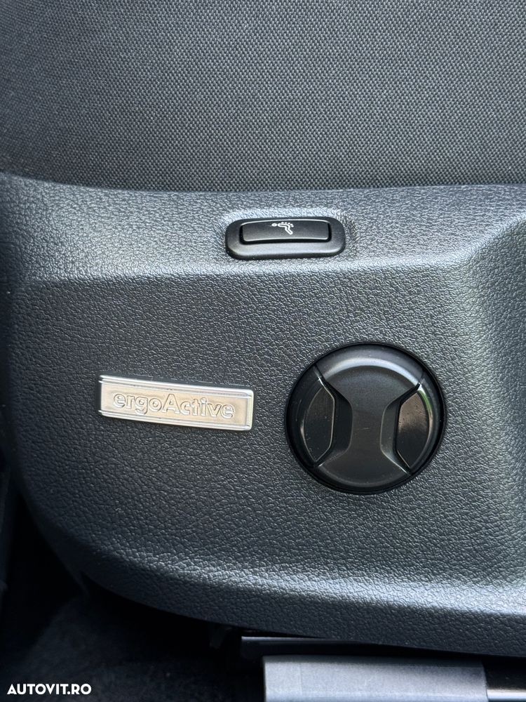 Volkswagen Golf 1.6 TDI DSG Highline - 15