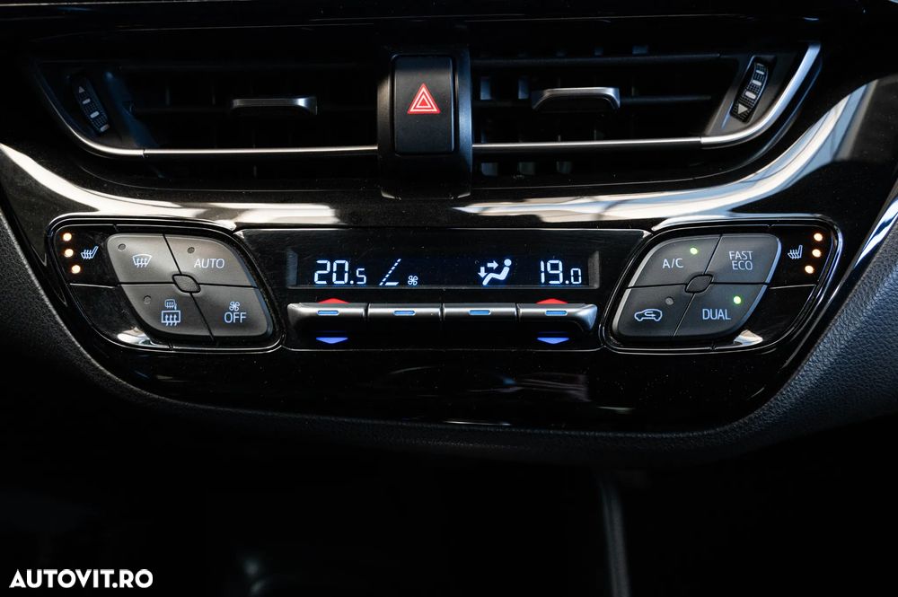 Toyota C-HR 1.8 HSD 4x2 CVT C-lassy - 17