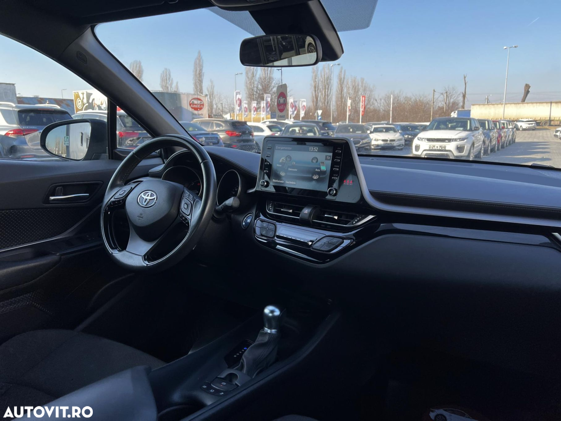 Toyota C-HR - 9