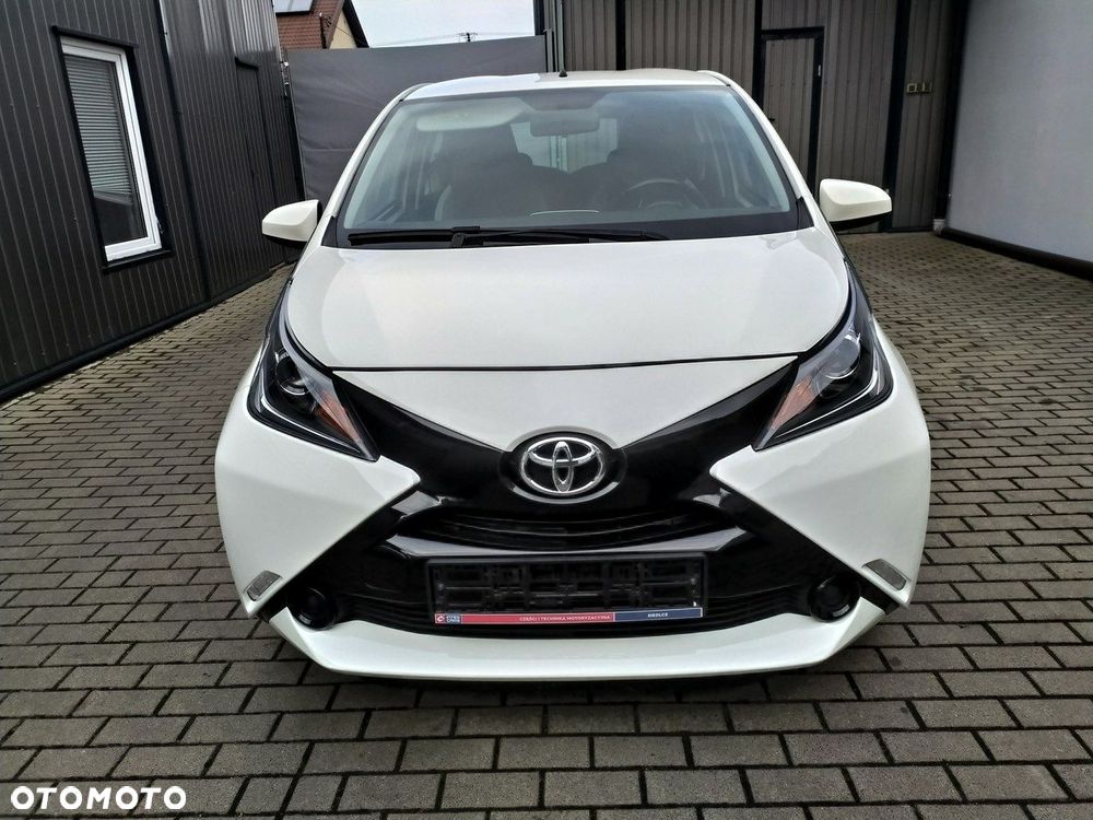 Toyota Aygo 1.0 VVT-i Sprint EU6 - 11