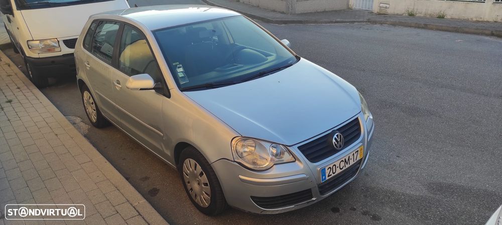 VW Polo 1.2 Confortline - 2
