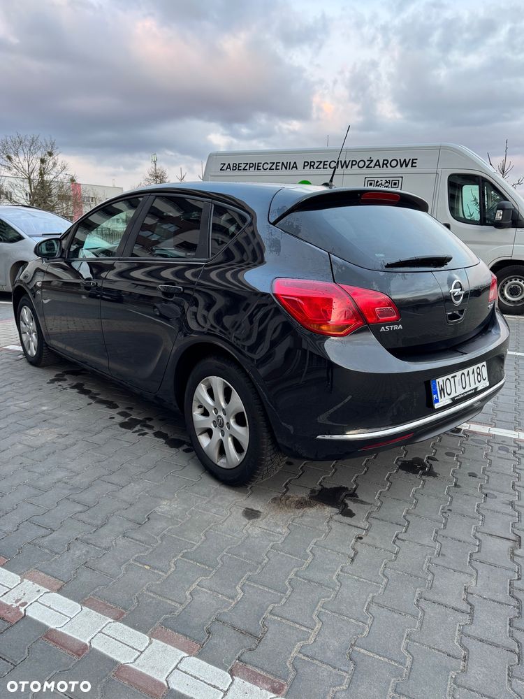 Opel Astra 1.6 CDTI Enjoy - 9