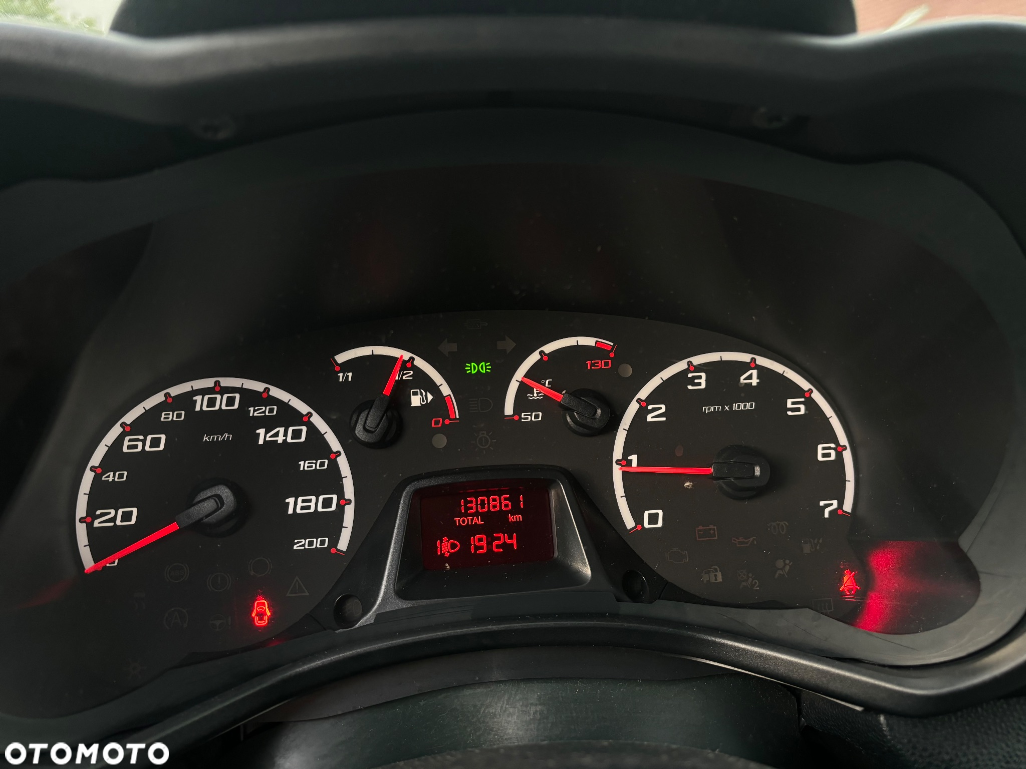 Ford KA 1.2 Ambiente - 11