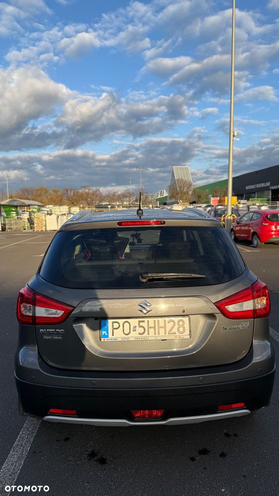 Suzuki SX4 S-Cross 1.4 T Elegance - 4