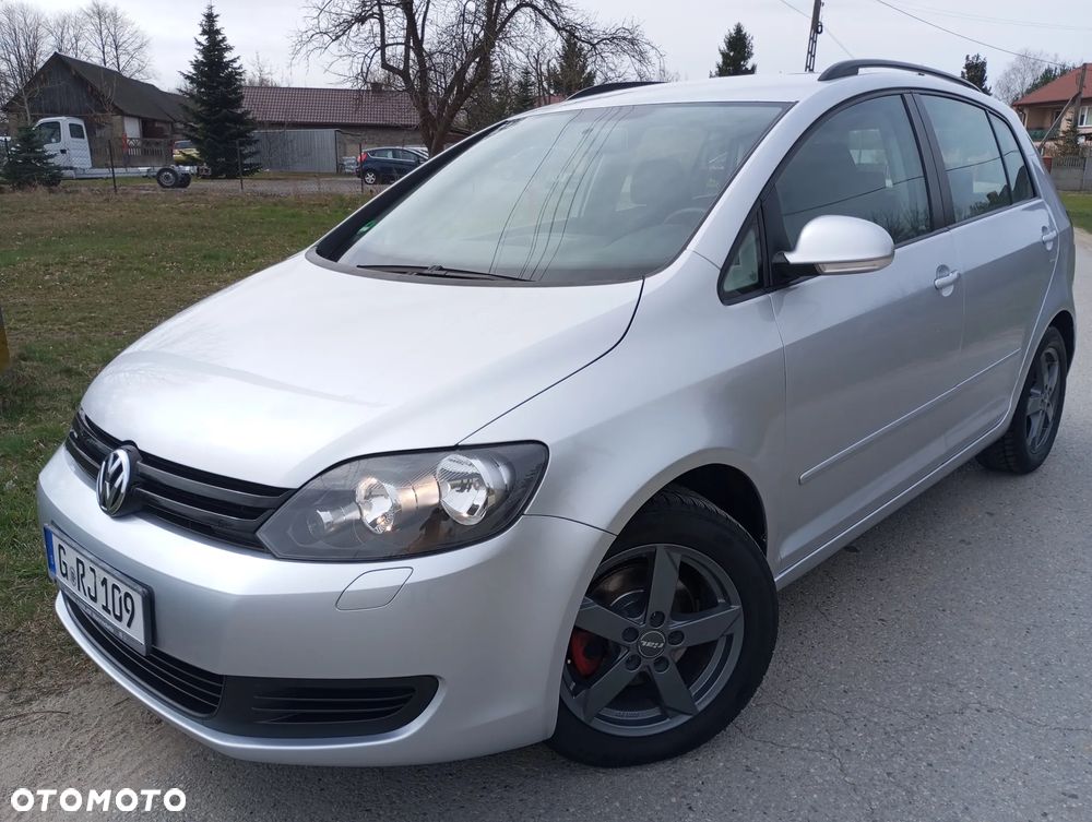 Volkswagen Golf - 1