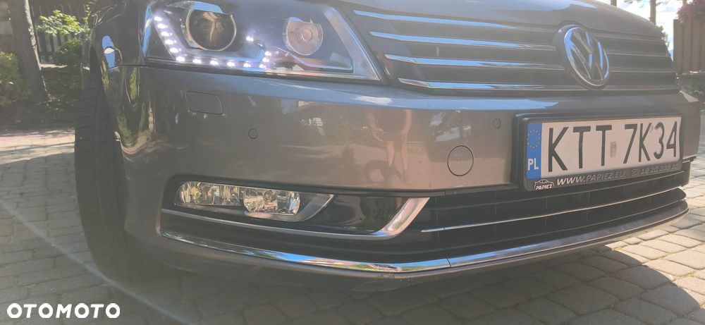 Volkswagen Passat 2.0 TDI DSG BlueMotion Technology Comfortline - 10