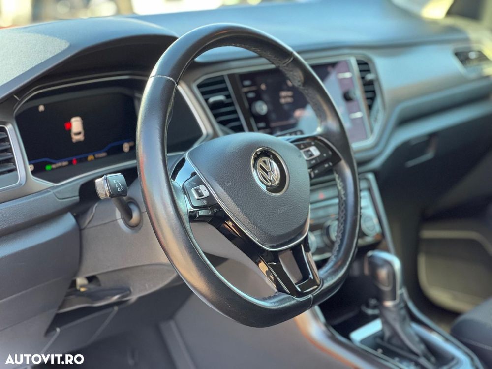 Volkswagen T-Roc 1.5 TSI DSG Design - 8