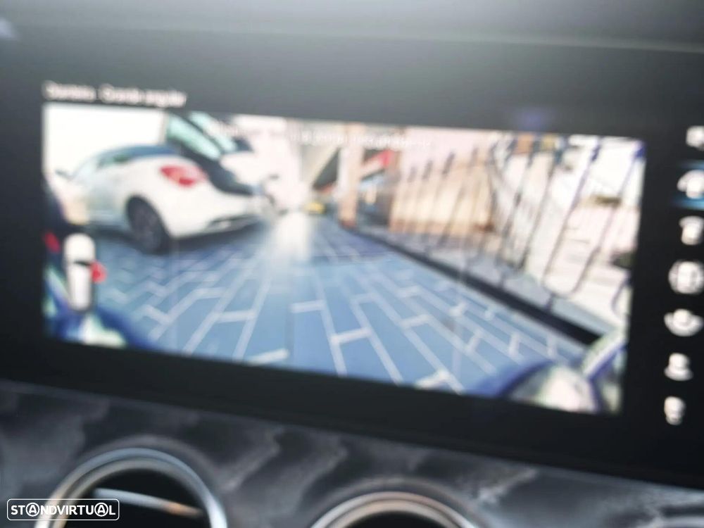 Mercedes-Benz E 300 e Station 9G-TRONIC AMG Line - 25