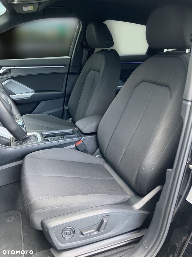 Audi Q3 Sportback - 14