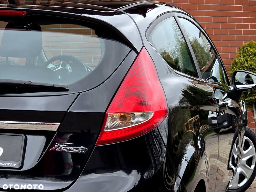 Ford Fiesta 1.4 Champions Edition - 20