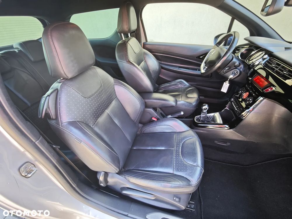 Citroën DS3 1.6 VTi SoChic - 20