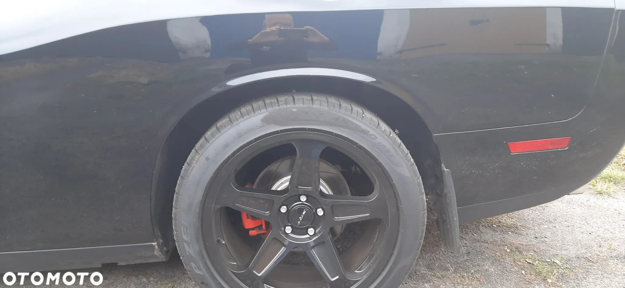 Dodge Challenger 5.7 R/T - 4