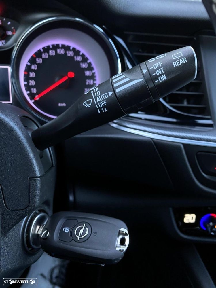 Opel Insignia Sports Tourer 1.5 D Business Edition - 12