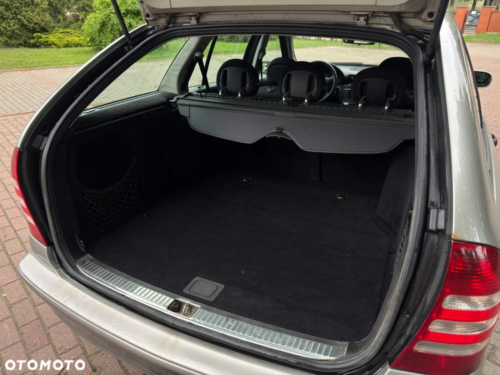 Mercedes-Benz Klasa C 220 T CDI Elegance - 14