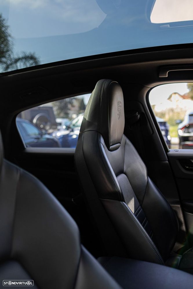 Porsche Cayenne Coupé E-Hybrid - 47