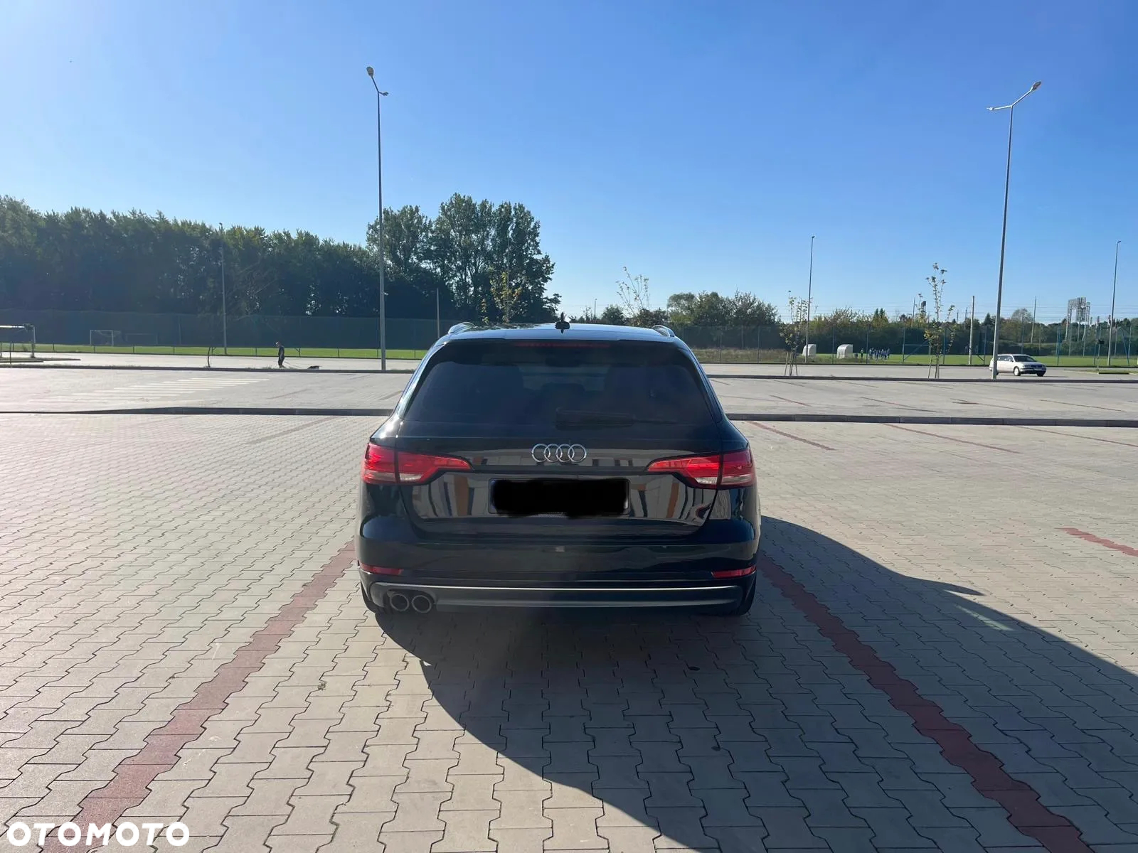Audi A4 ver-avant-2-0-tdi-s-tronic - 5