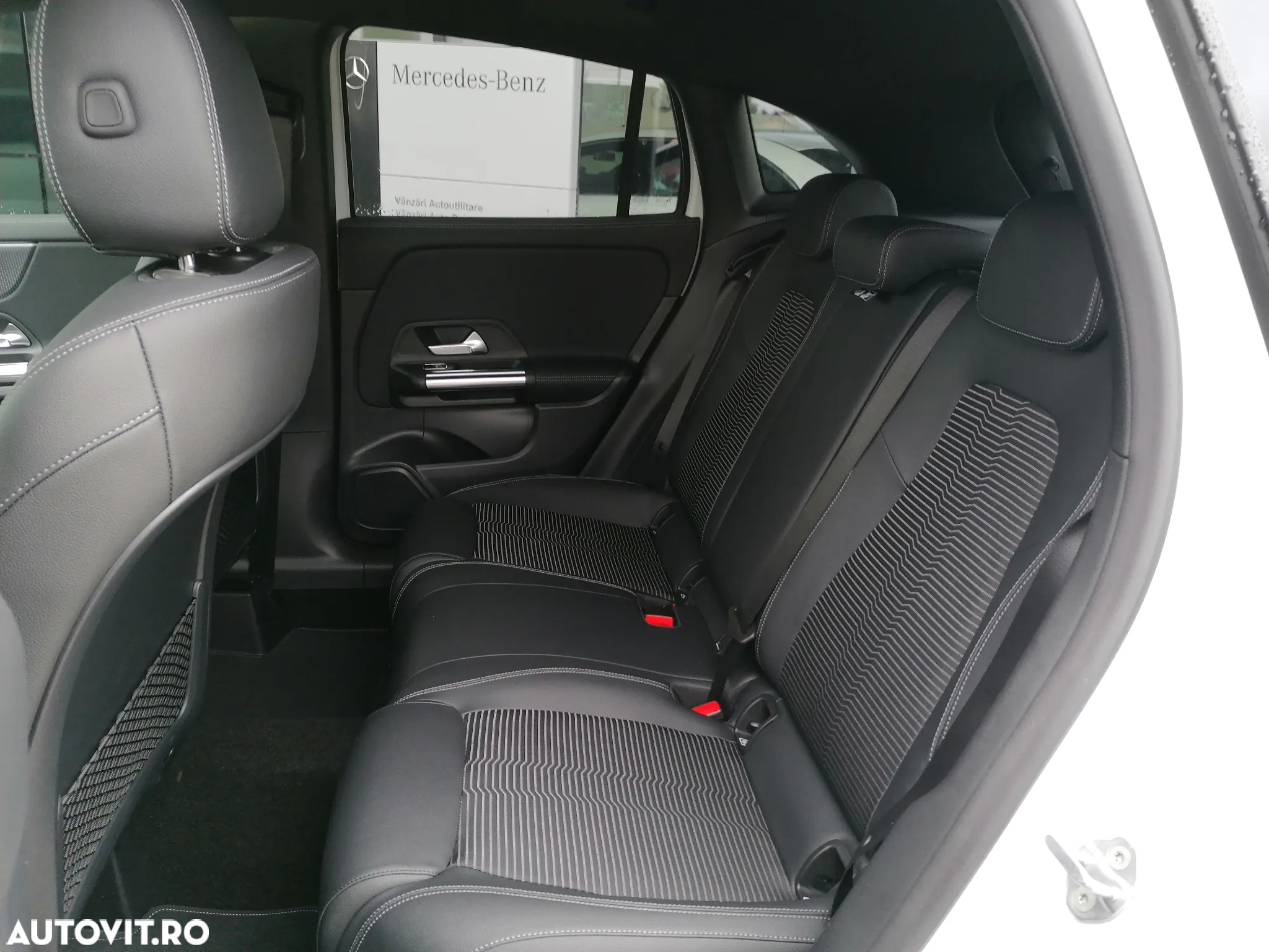 Mercedes-Benz GLA 200 d 4MATIC Aut. - 24
