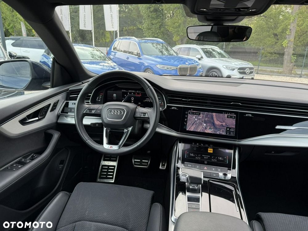Audi Q8 2023