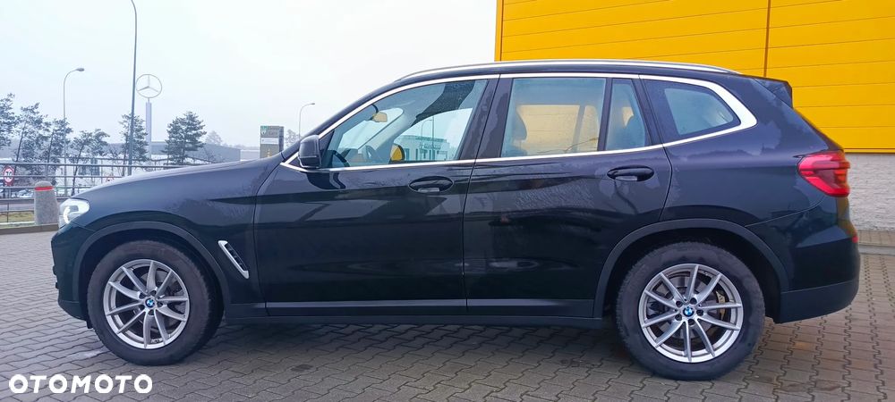 BMW X3 sDrive18d - 8