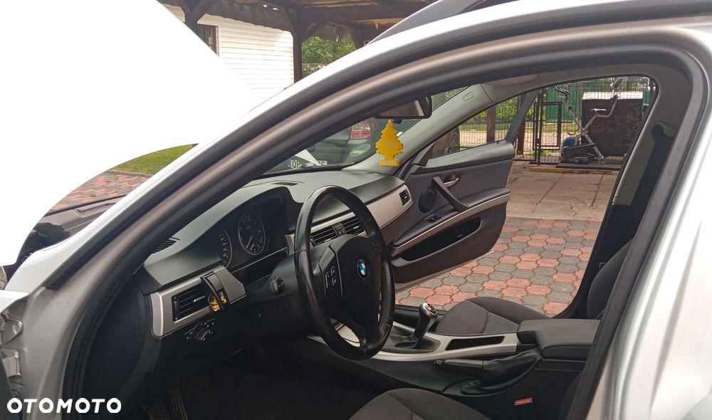 BMW Seria 3 - 19