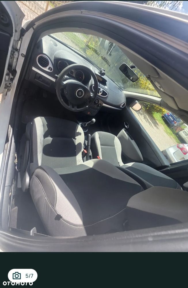 Renault Clio 1.5 dCi Alize - 3