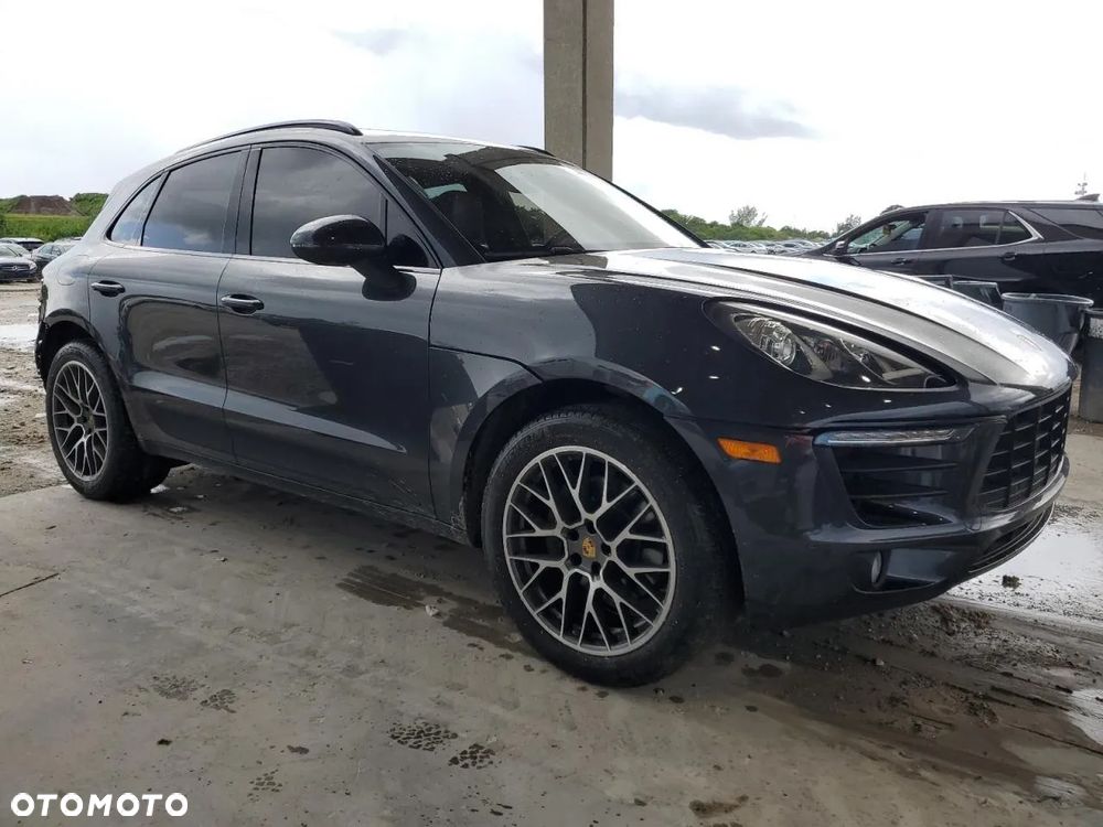Porsche Macan - 2