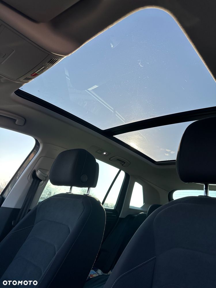 Volkswagen Tiguan 2.0 TDI SCR DSG R-Line - 24