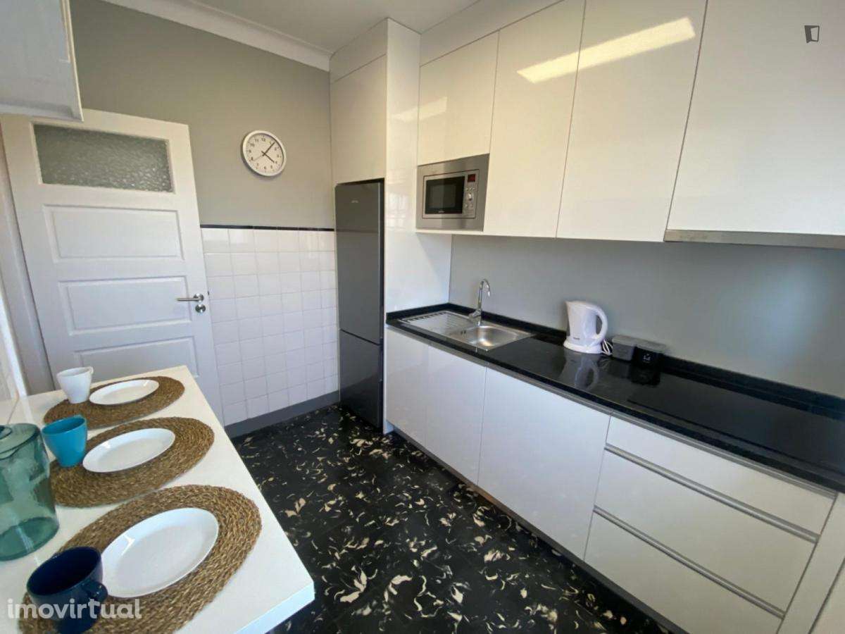 Quarto - localizado em Rio Tinto Porto - Grande imagem: 5/10