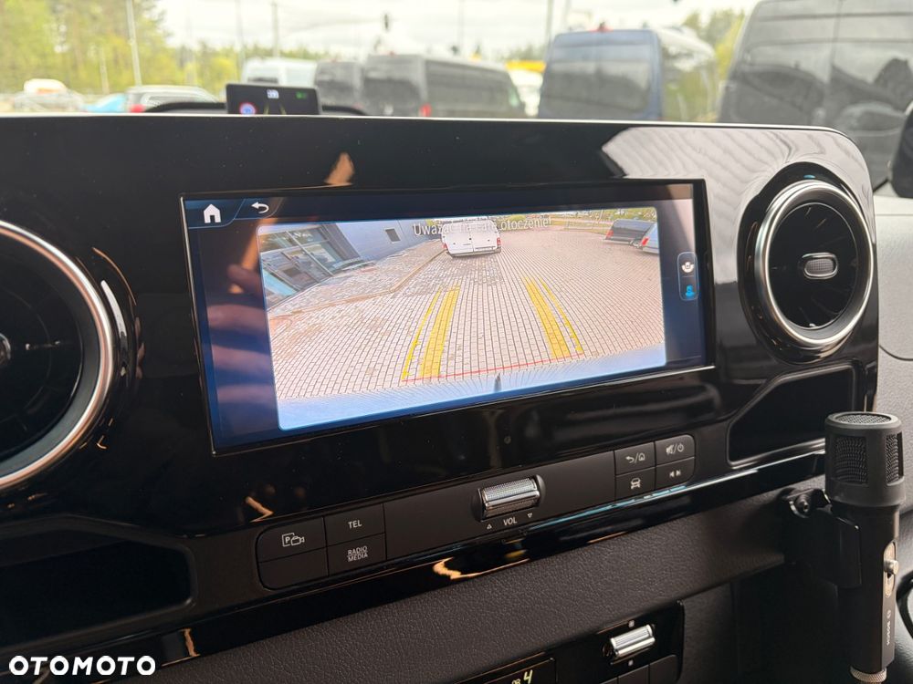 Mercedes-Benz Sprinter 519 - 37
