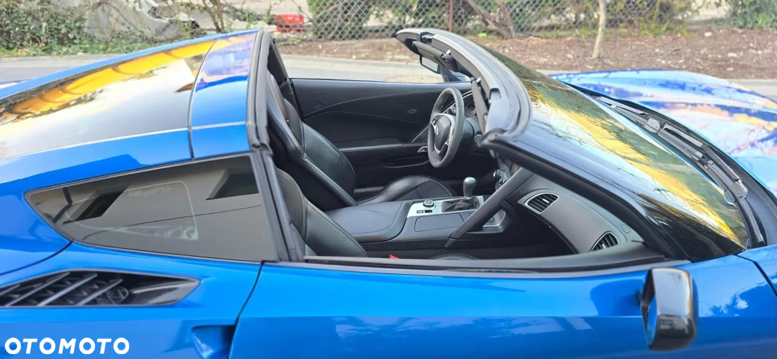 Chevrolet Corvette - 10