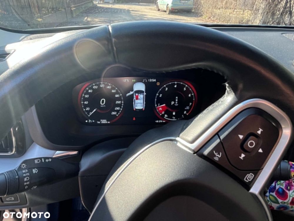 Volvo XC 60 B5 B AWD Momentum Pro - 2