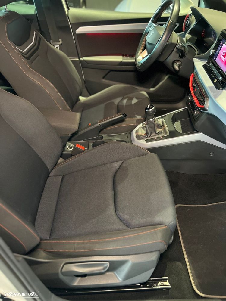 SEAT Arona 1.0 TSI FR - 32