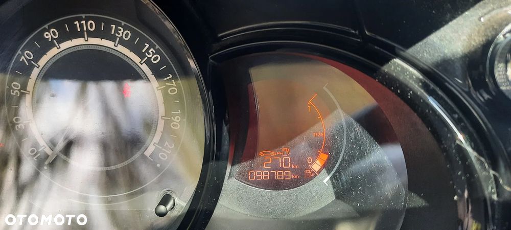 Citroën C3 1.2 PureTech Selection - 10