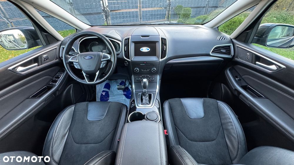 Ford S-Max - 6