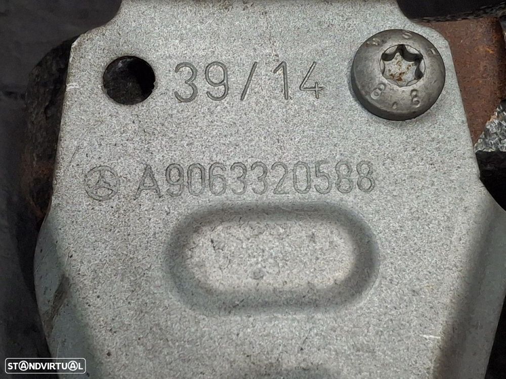 Manga De Eixo Frente Esquerda Volkswagen Crafter 30-50 Caixa (2E_) - 3